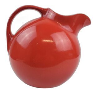 Hall's Superior Quality Kitchenware Vintage Red Tilted Ball Pitcher W/ Ice Lip